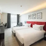 Travelodge Phuket Town